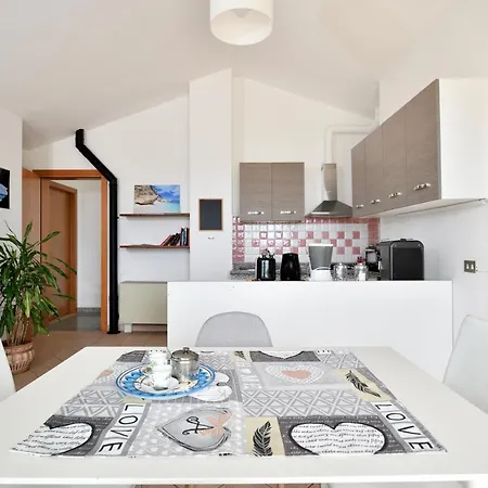Apartment Mameli *